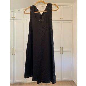 Club Monaco ‘Rosan’ Black Silk Cross-Back Cutout Trapeze Dress (00)